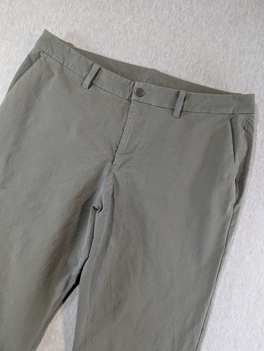 Lululemon ABC Classic Fit Trouser Pants Men's 36 Faded Grey Athletic